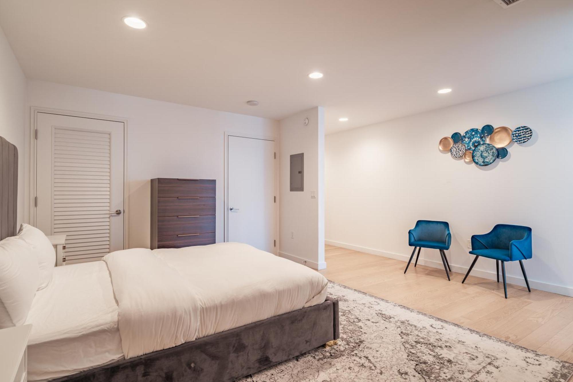Appartement 3 Bed 3 Bath Penthouse At Prime Location *